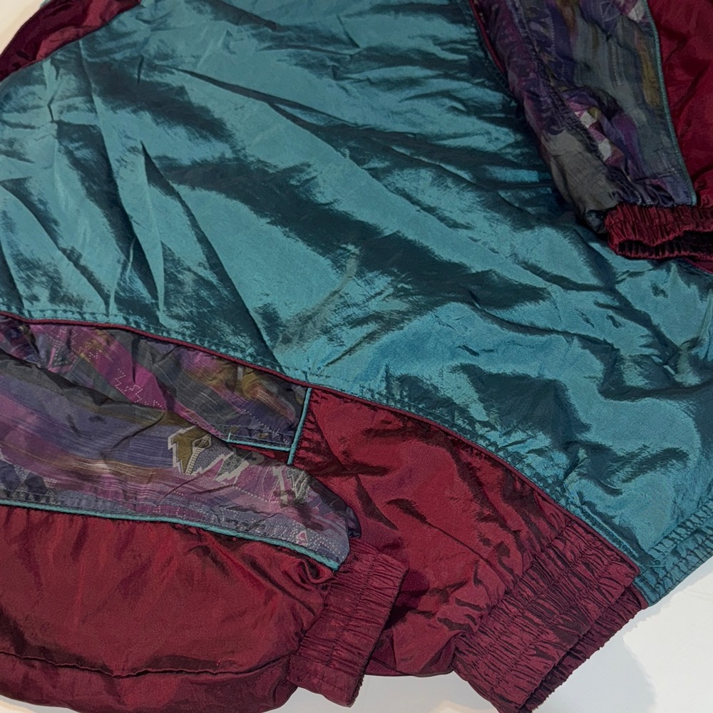 Vintage Rock Creek Burgundy, Teal, &‎ Aztec Print Windbreaker Size Medium - Picture 8 of 8